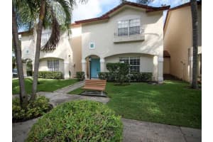 523 NW 109th Ave, Pembroke Pines, FL 33026, Sold 05/22/15