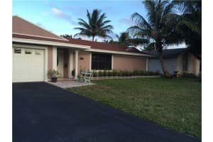 737 W Chatelaine Blvd, Delray Beach, FL 33445, Sold 05/06/15