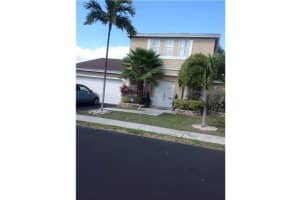 9511 NW 52nd St, Sunrise, FL 33351, Sold 06/19/15
