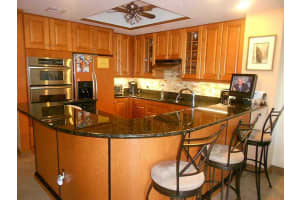 821 N Riverside Dr, Pompano Beach, FL 33062, Sold 04/04/16