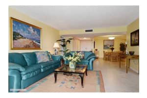 611 SE 7th St # 402, Delray Beach, FL 33483, Sold 11/18/15