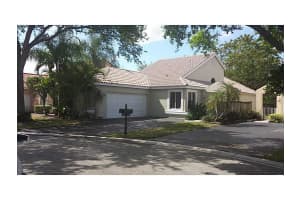 10180 NW 4th St, Plantation, FL 33324, Sold 10/09/15