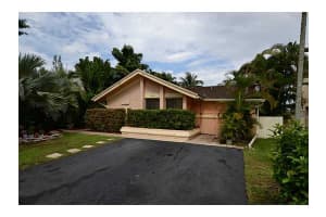 3960 SW 84th Terrace, Davie, FL 33328, Sold 07/13/15