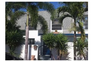 4032 SW 67th Terrace, Davie, FL 33314, Sold 07/27/15