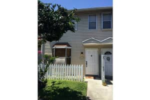 1933 NE 15th Ave, Fort Lauderdale, FL 33305, Sold 07/17/15