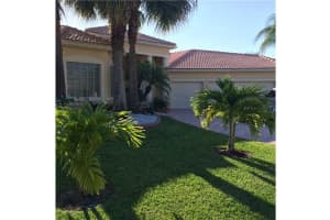 9193 Olmstead Dr, Lake Worth, FL 33467, Sold 12/10/15