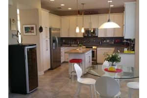 2010 SW 16th Terrace, Fort Lauderdale, FL 33315, Sold 10/23/15