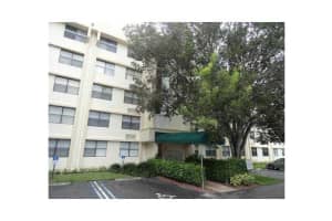 2501 Riverside Dr, Coral Springs, FL 33065, Sold 03/31/16