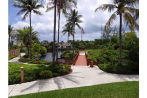 545 SE 12th St, Dania Beach, FL 33004, Sold 05/01/16