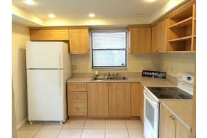 245 SE 10th St #3b, Deerfield Beach, FL 33441, Sold 05/10/16