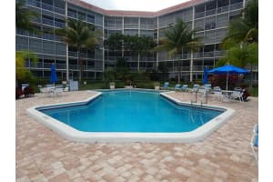 400 N Federal Hwy, Deerfield Beach, FL 33441, Sold 10/21/15