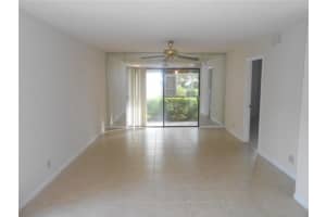 225 SE 10th St #1d, Deerfield Beach, FL 33441, Sold 01/15/16