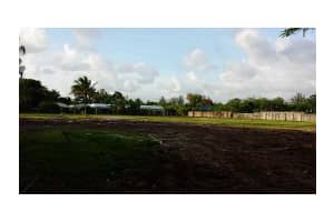 12075 SW 45th St, Miami, FL 33175, Sold 10/14/15