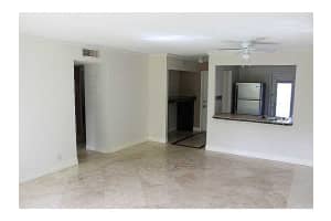 560 SE 2nd Ave APT H3, Deerfield Beach, FL 33441, Sold 11/30/15