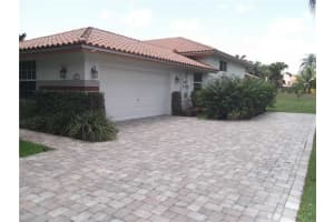 610 NW 104th Ave, Coral Springs, FL 33071, Sold 09/25/15