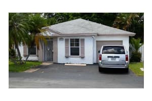 5911 Woodland Point Dr, Tamarac, FL 33319, Sold 09/10/15