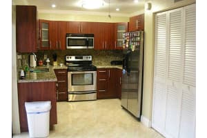 2111 Bayberry Dr, Pembroke Pines, FL 33024, Sold 09/30/15