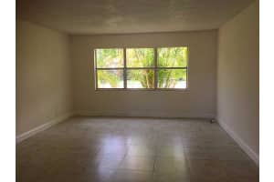 560 SE 2nd Ave APT H5, Deerfield Beach, FL 33441, Sold 03/03/16