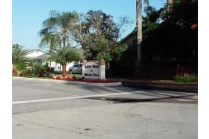 MLS# F1350081, Davie, Florida 33328