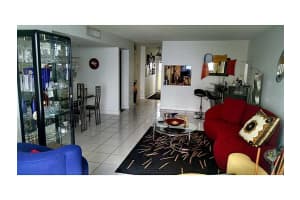 2200 NE 33rd Ave #15j, Fort Lauderdale, FL 33305, Sold 02/15/16