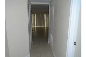 4205 N University Dr, Sunrise, FL 33351, Sold 01/29/16