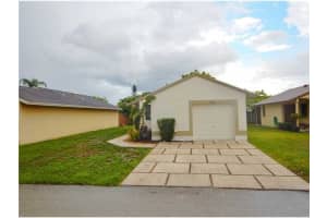 1111 SW 110th Ave, Pembroke Pines, FL 33025, Sold 09/24/15