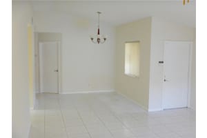 1111 SW 110th Ave, Pembroke Pines, FL 33025, Sold 09/24/15