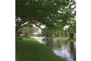 11253 Lakeview Dr #22g, Coral Springs, FL 33071, Sold 11/30/15