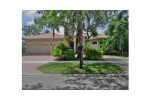 8950 NW 38th St, Hollywood, FL 33024, Sold 11/02/15
