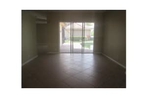 8950 NW 38th St, Hollywood, FL 33024, Sold 11/02/15
