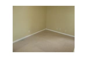 8950 NW 38th St, Hollywood, FL 33024, Sold 11/02/15