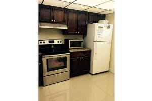 1075 Riverside Dr, Coral Springs, FL 33071, Sold 10/30/15