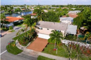 1116 NW 30th St, Wilton Manors, FL 33311, Sold 01/08/16