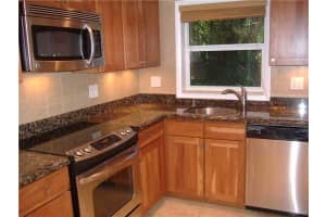 1750 NW 3rd Terrace #101c, Fort Lauderdale, FL 33311, Sold 09/29/15