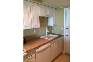 333 NE 21st Ave, Deerfield Beach, FL 33441, Sold 10/08/15