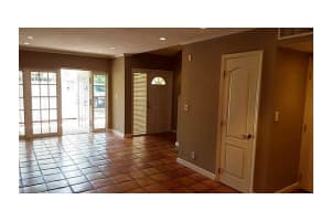 332 City View Dr, Fort Lauderdale, FL 33311, Sold 10/01/15