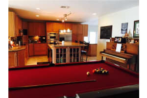 2935 NW 11th Terrace, Wilton Manors, FL 33311, Sold 10/20/15