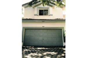 10650 NW 1st St, Plantation, FL 33324, Sold 01/28/16
