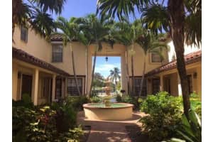 1524 SE 12th St APT 4, Fort Lauderdale, FL 33316, Sold 01/25/16