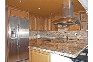 1501 S Ocean Dr, Hollywood, FL 33019, Sold 07/18/16