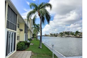 3605 NE 32nd Ave #204a, Fort Lauderdale, FL 33308, Sold 11/02/15