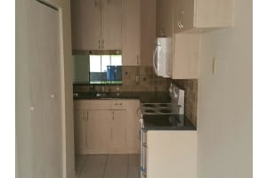 8338 NW 37th St, Sunrise, FL 33351, Sold 10/28/15
