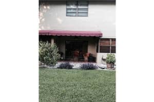 9083 Vineyard Lake Dr, Plantation, FL 33324, Sold 11/23/15