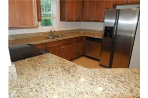 630 SE 15th St, Fort Lauderdale, FL 33316, Sold 04/21/16