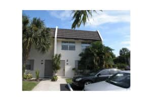9050 NW 28th St, Coral Springs, FL 33065, Sold 11/03/15