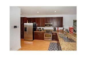 2211 NE 9th Ave, Wilton Manors, FL 33305, Sold 12/01/15