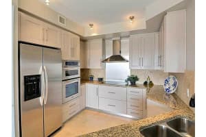 2401 N Ocean Blvd, Fort Lauderdale, FL 33305, Sold 12/09/15