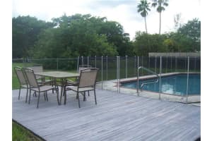 11093 Glenwood Dr, Coral Springs, FL 33065, Sold 12/01/15