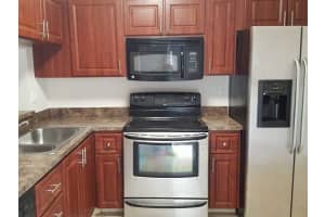 2478 NW 89th Dr, Coral Springs, FL 33065, Sold 11/30/15