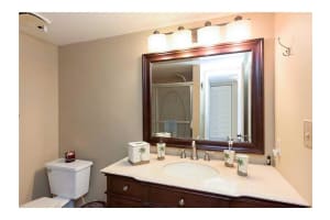 2713 S Oakland Forest Dr, Oakland Park, FL 33309, Sold 11/23/15